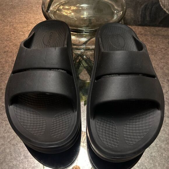 OOFOS Gender Inclusive OOahh Slide Sandal main image 4